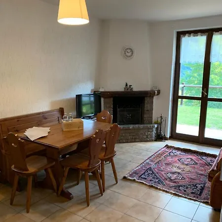 Trilocale Fumeclo Appartement Temù